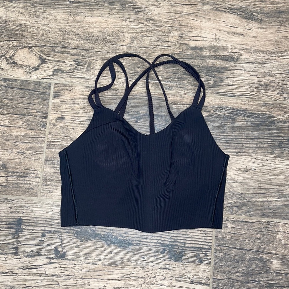 Lululemon black sports bra
